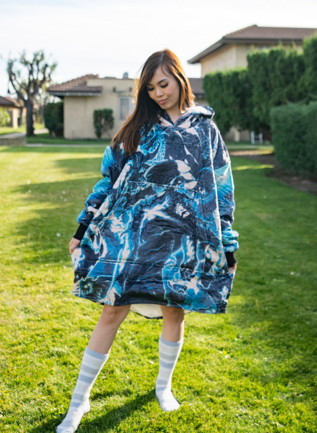 Solo Leveling Hoodie Blanket